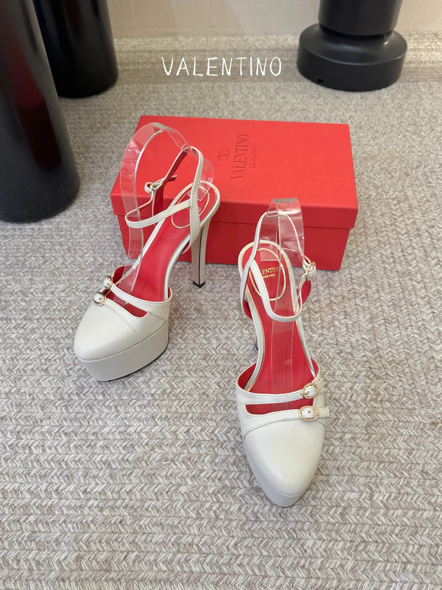 Босоножки Женские Valentino 11633136