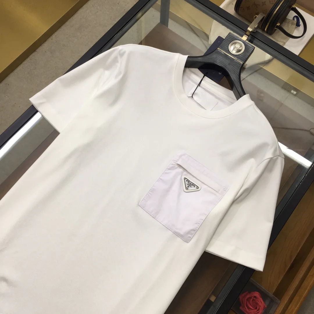 Футболки Женские Prada 11704178