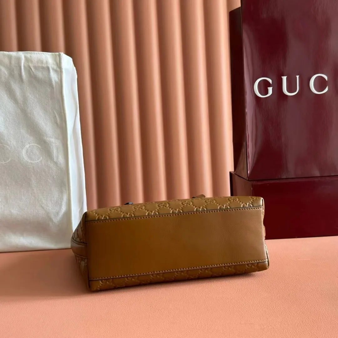 Классические Сумки Женские Gucci 11886396