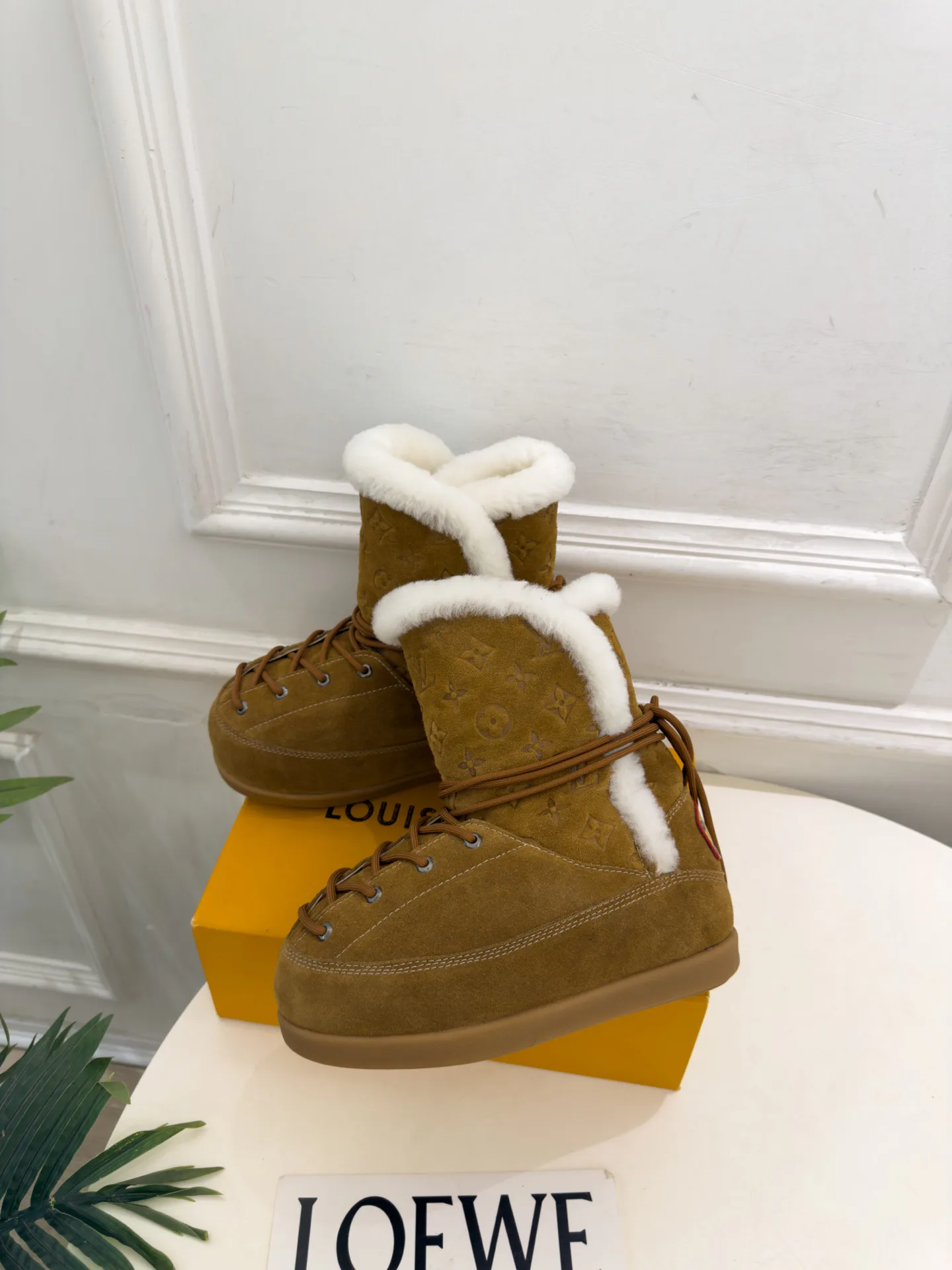 Угги Женские Louis Vuitton 18998288