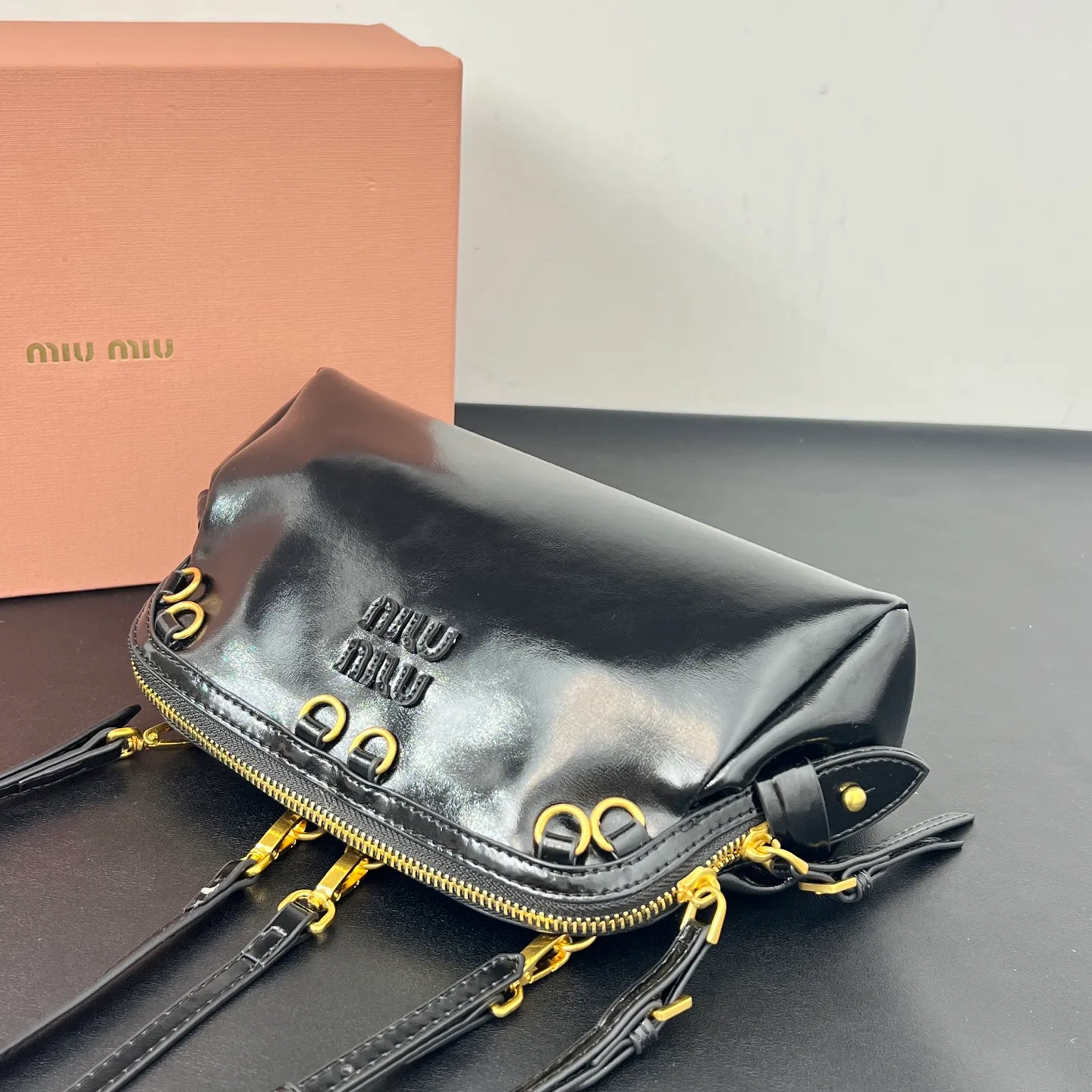 Классические Сумки Женские Miu Miu 11742816