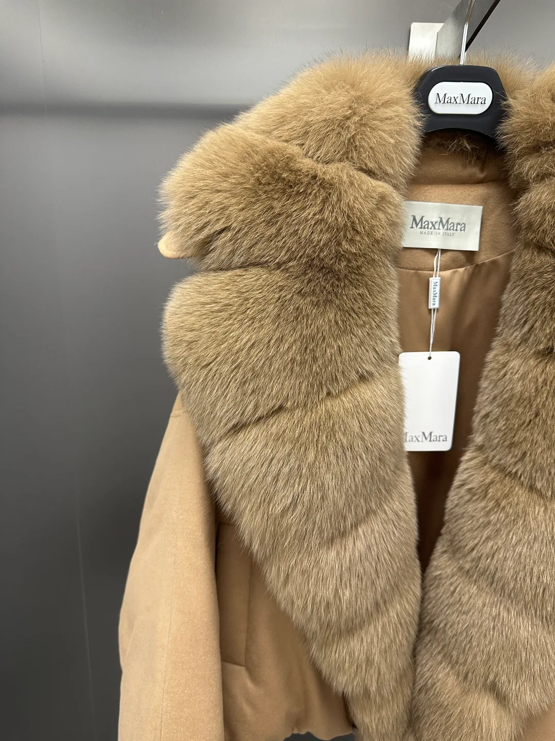 Куртки И Пуховики Женские Max Mara 18226695