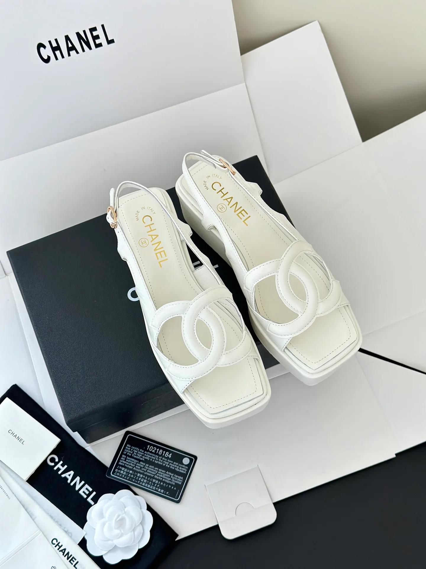 Босоножки Женские Chanel 18143038