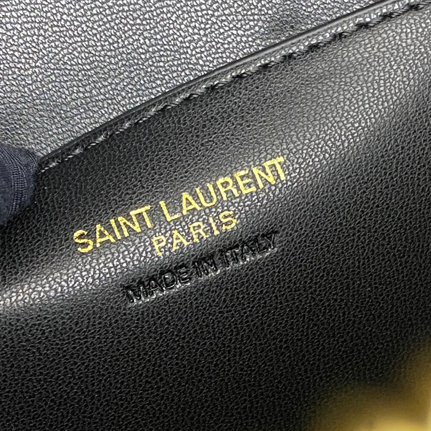 Классические Сумки Женские Saint Laurent 10000424
