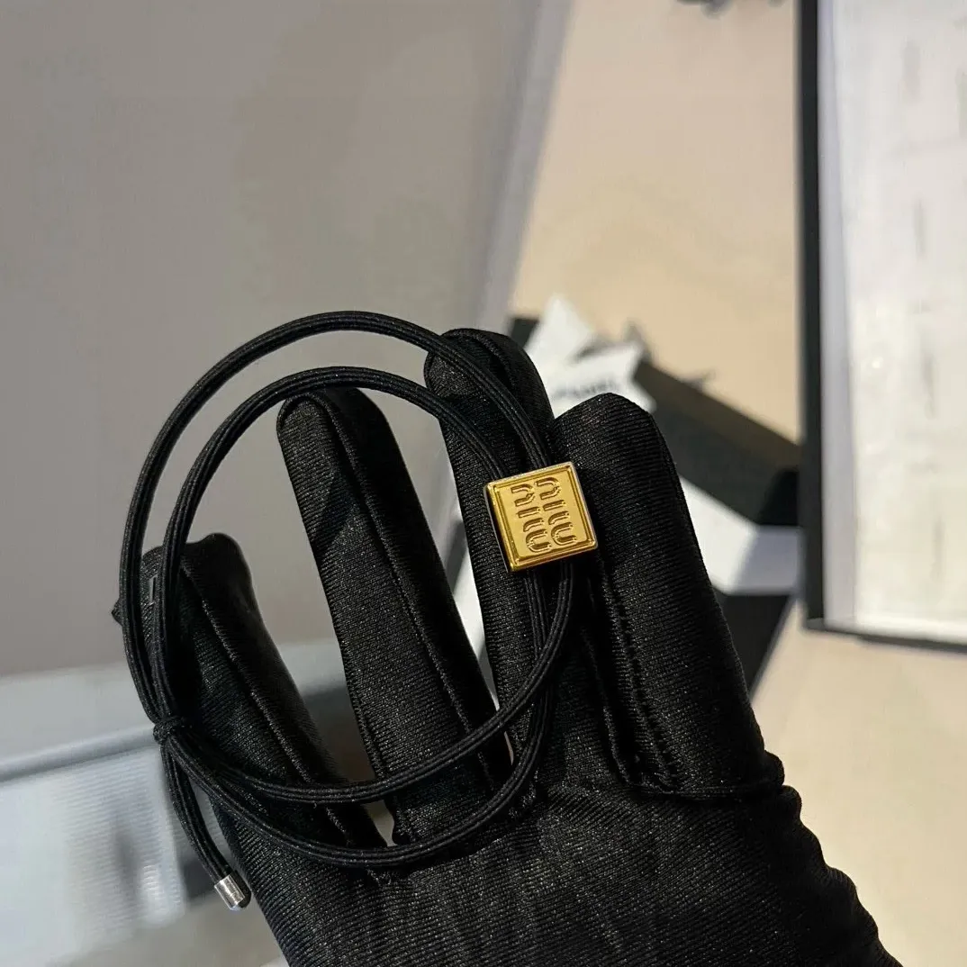 Головные Уборы Miu Miu 1813527