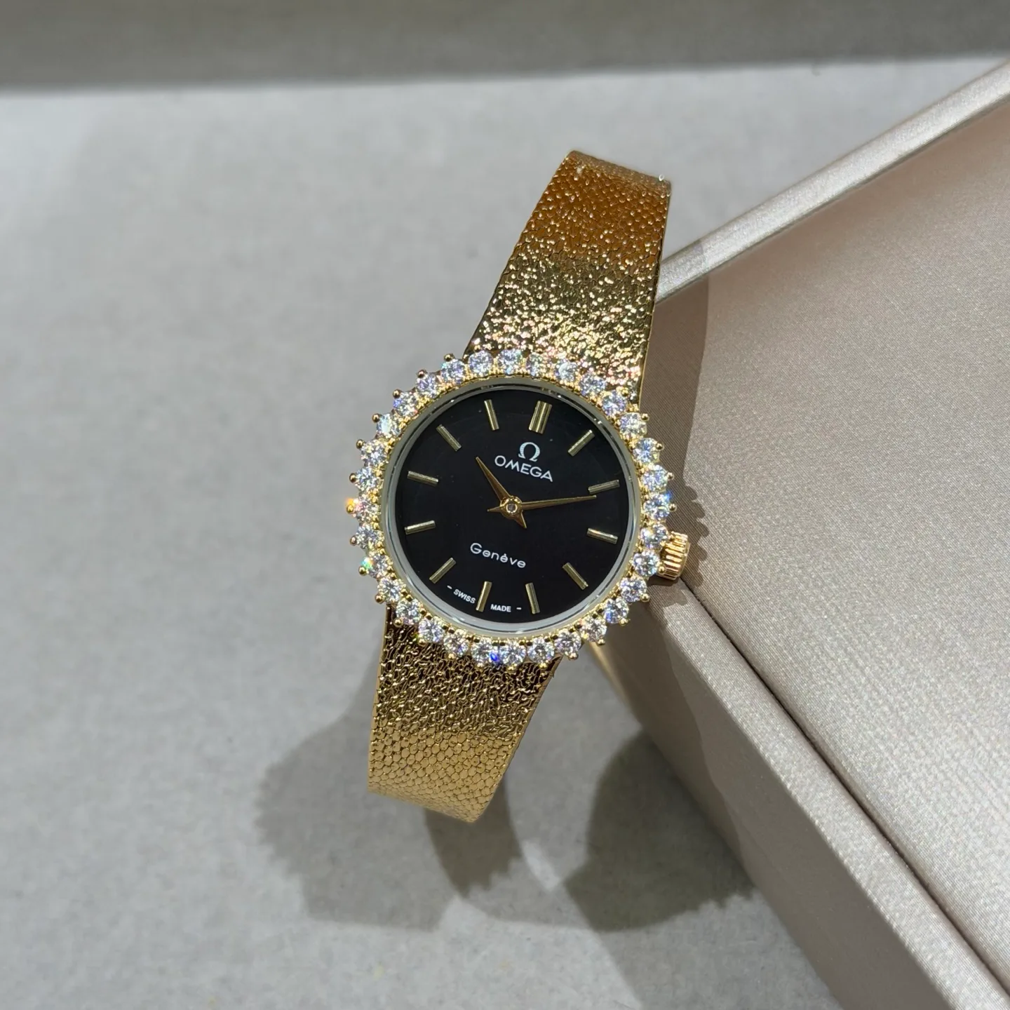 Часы Женские Omega 17843053