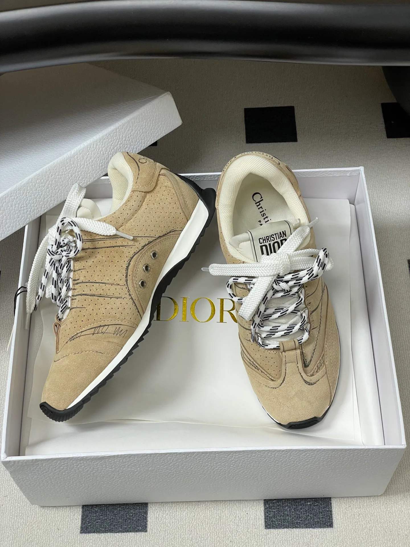 Кроссовки Женские Christian Dior 378668