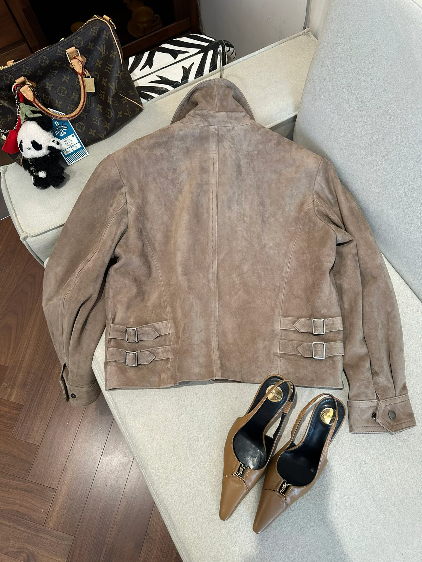 Кожаные Куртки И Дублёнки Женские Saint Laurent 11786231