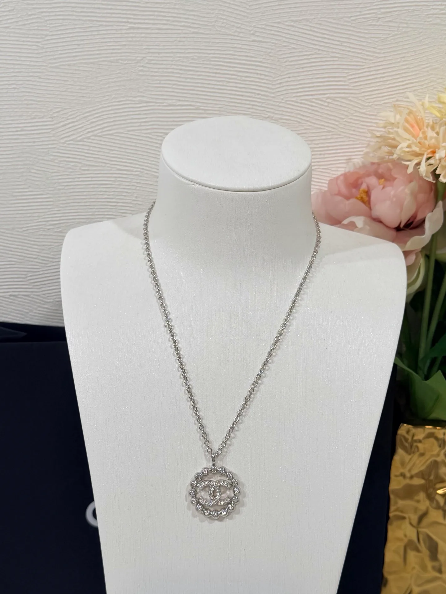 Бижутерия Chanel 17868615