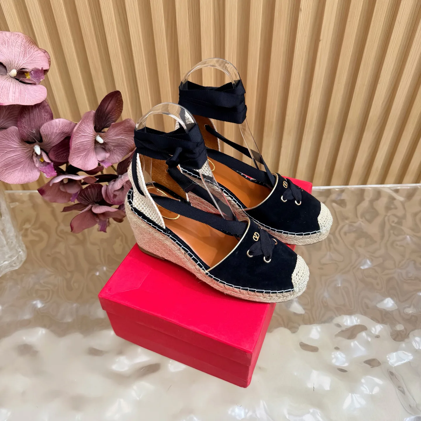Босоножки Женские Valentino 17728243