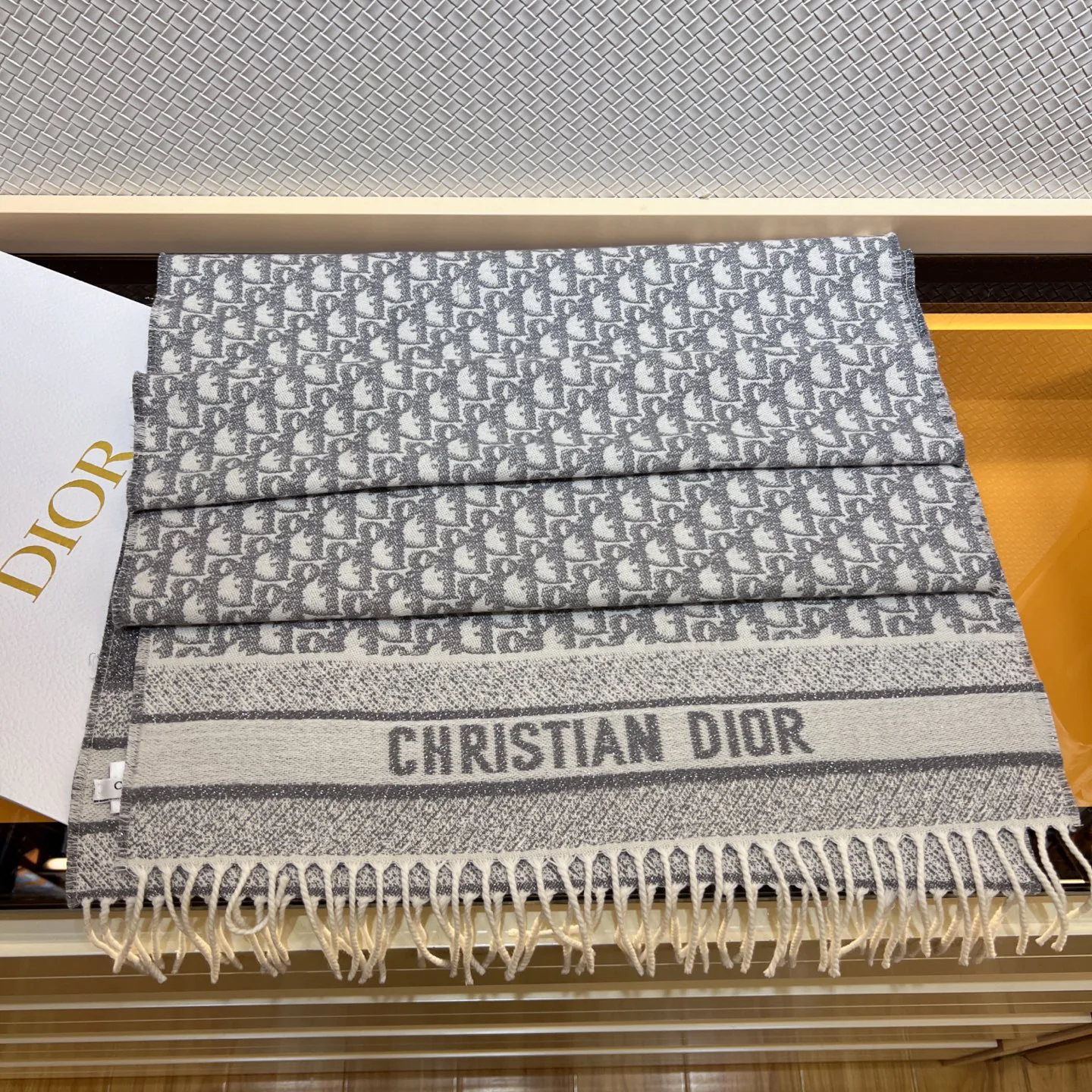 Шарфы Christian Dior 18473487