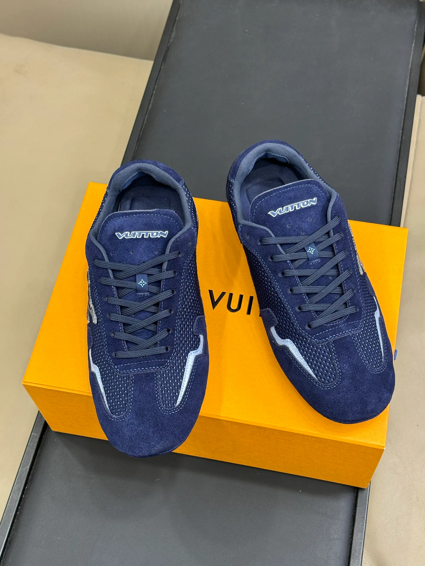 Кроссовки Мужские Louis Vuitton 48642