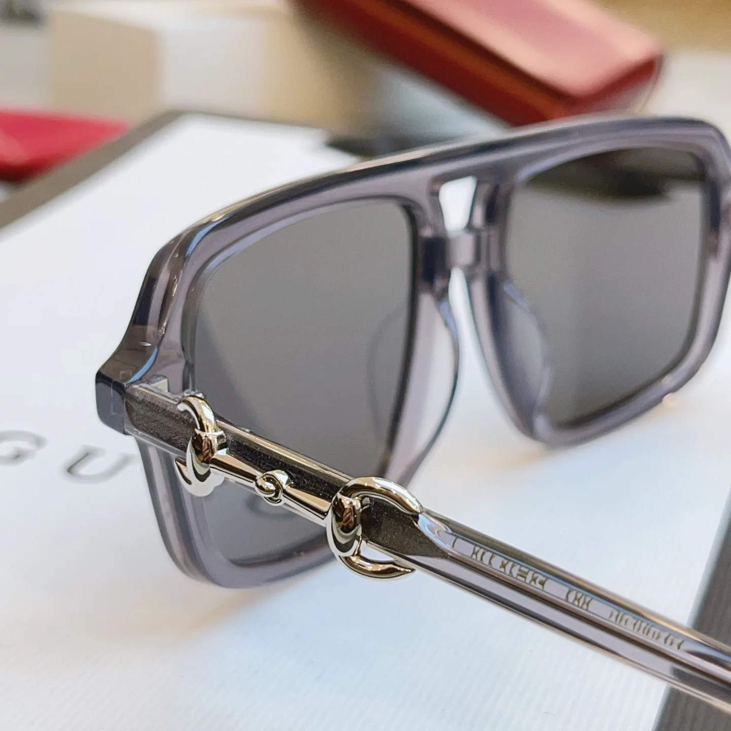 Очки Gucci 11432756