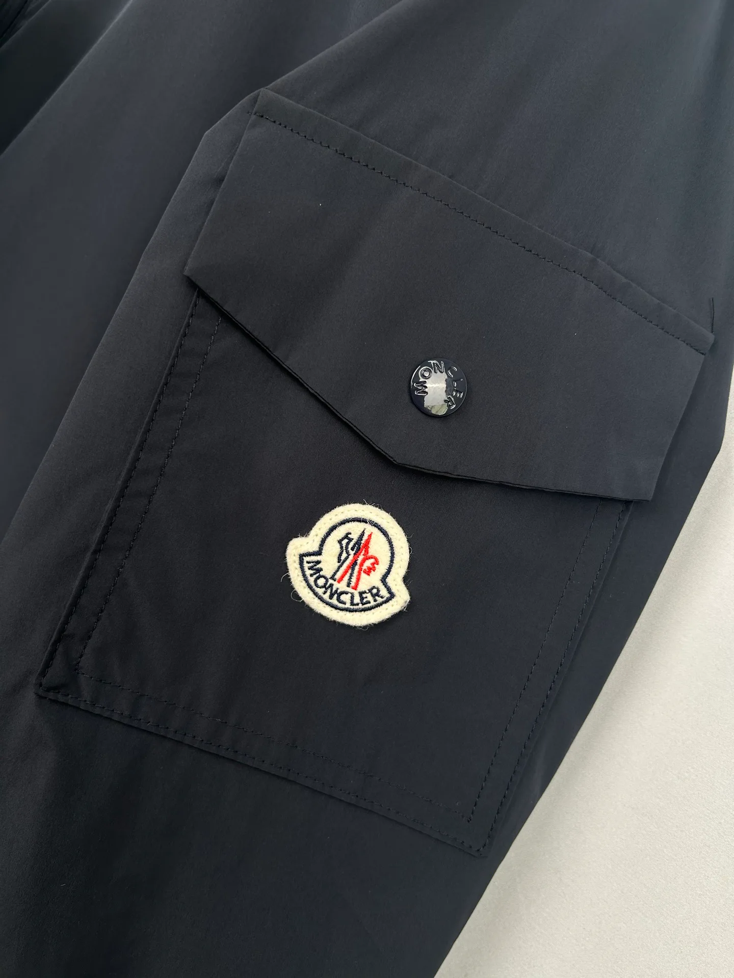 Куртки И Пуховики Мужские Moncler 13137533