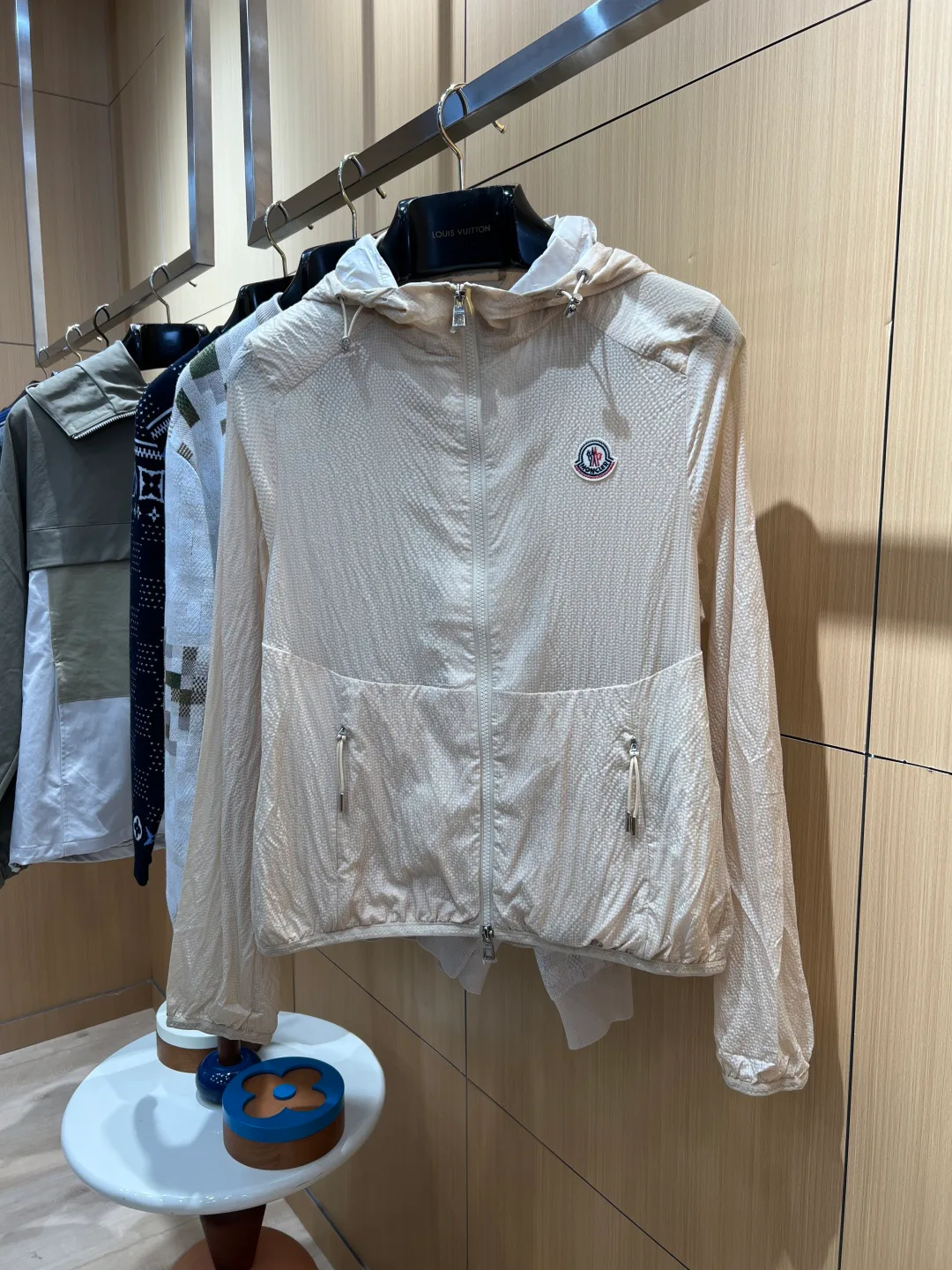 Куртки И Пуховики Мужские Moncler 17480515