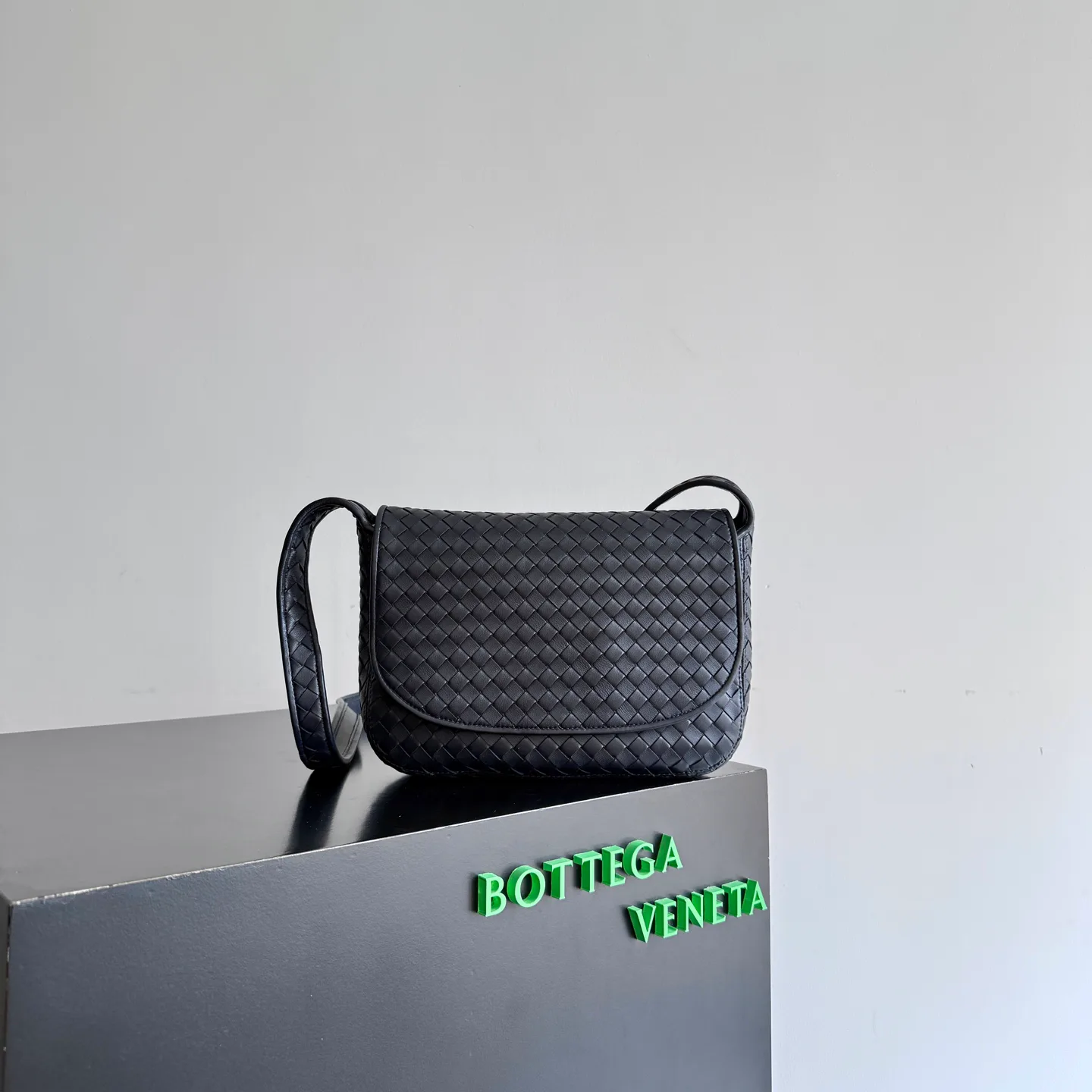 Классические Сумки Женские Bottega Veneta 18004864