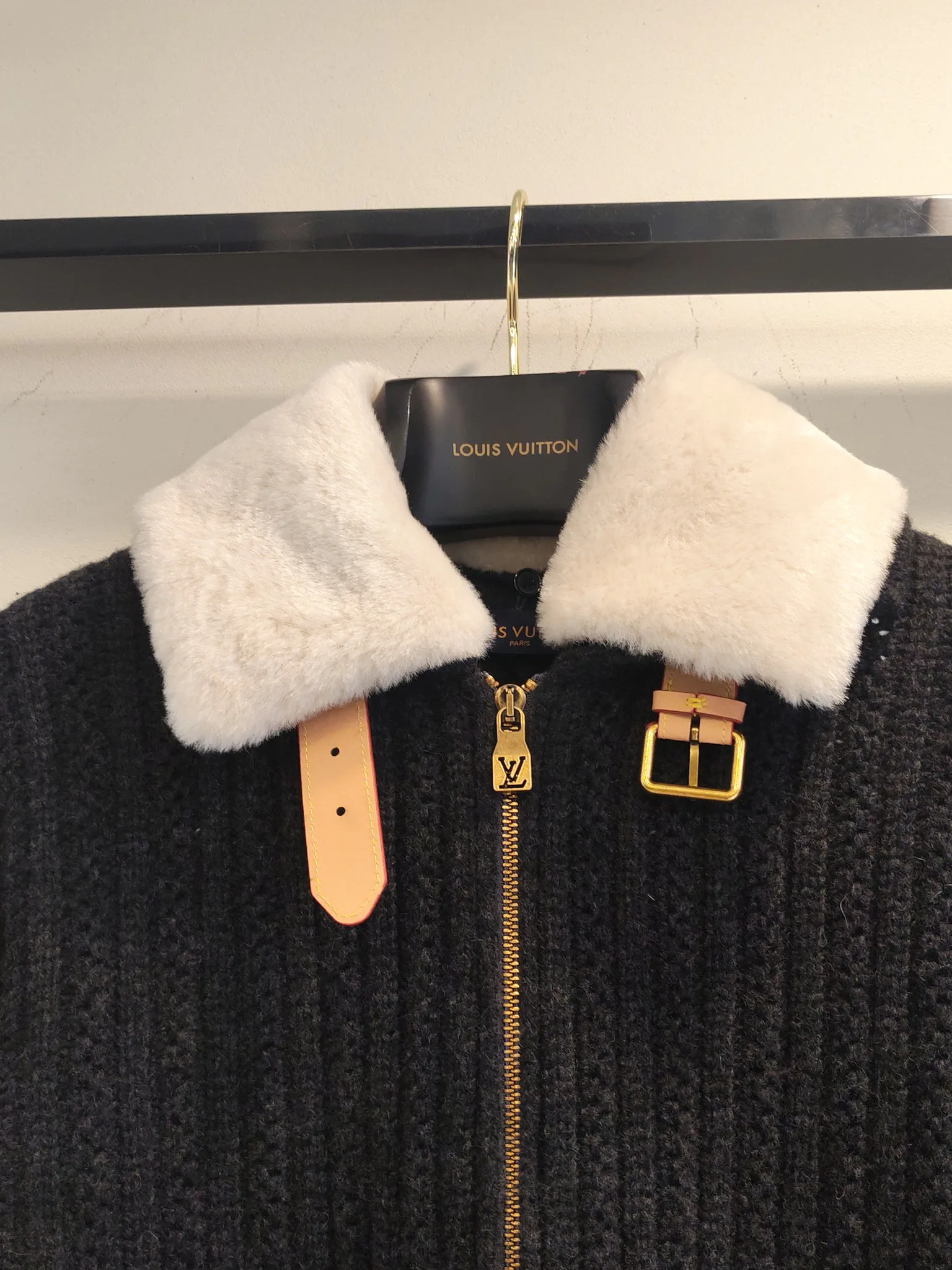 Джемперы И Свитеры Женские Louis Vuitton 860839