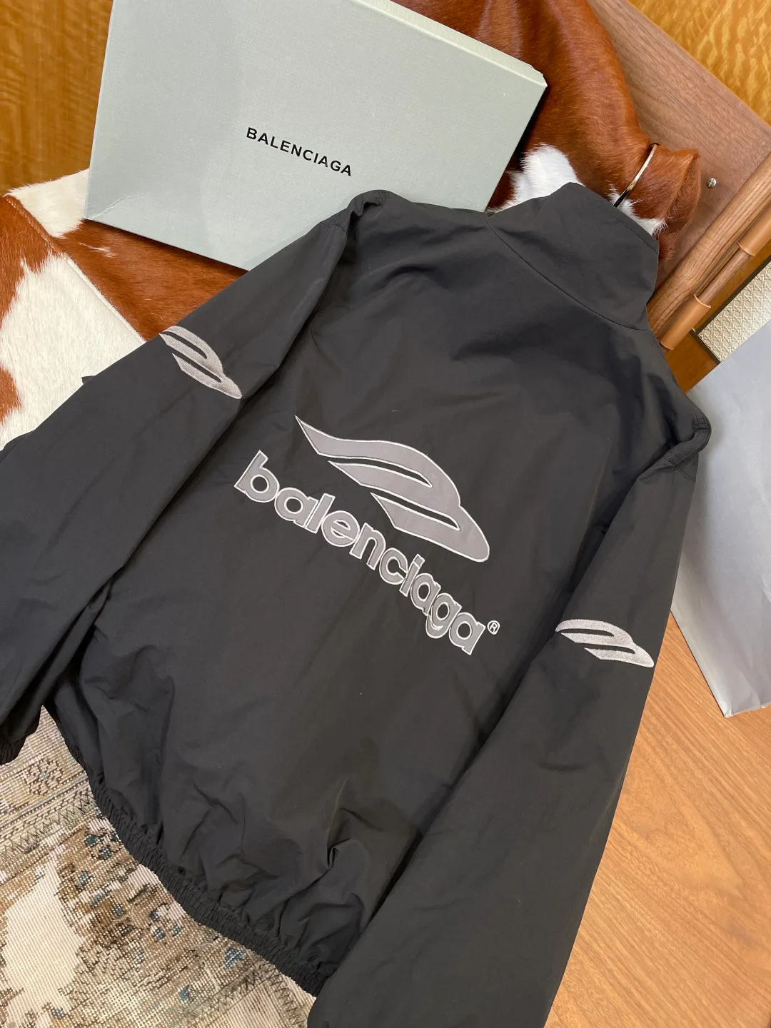 Куртки И Пуховики Мужские Balenciaga 10216573