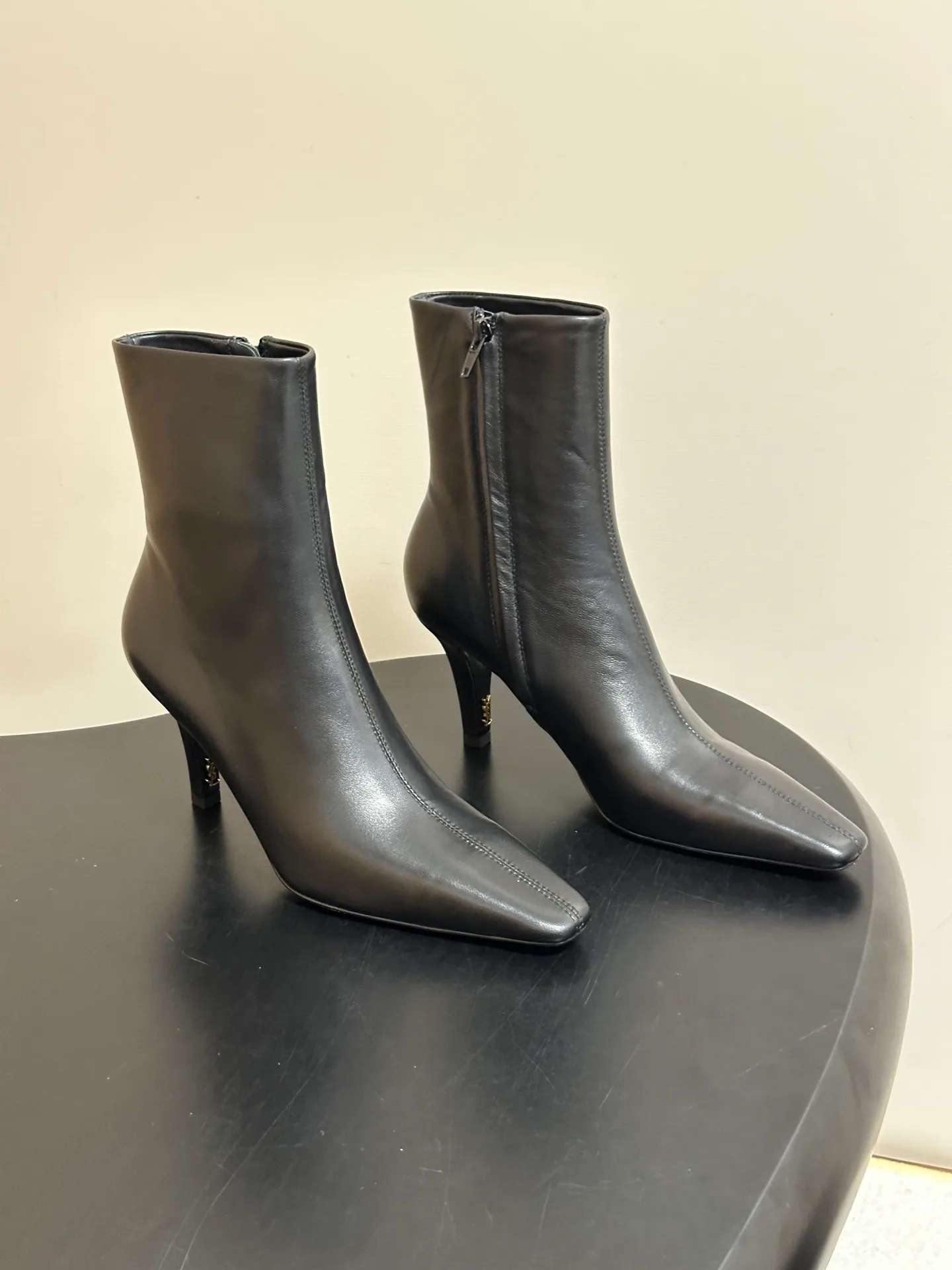 Ботильоны Женские Saint Laurent 18492620