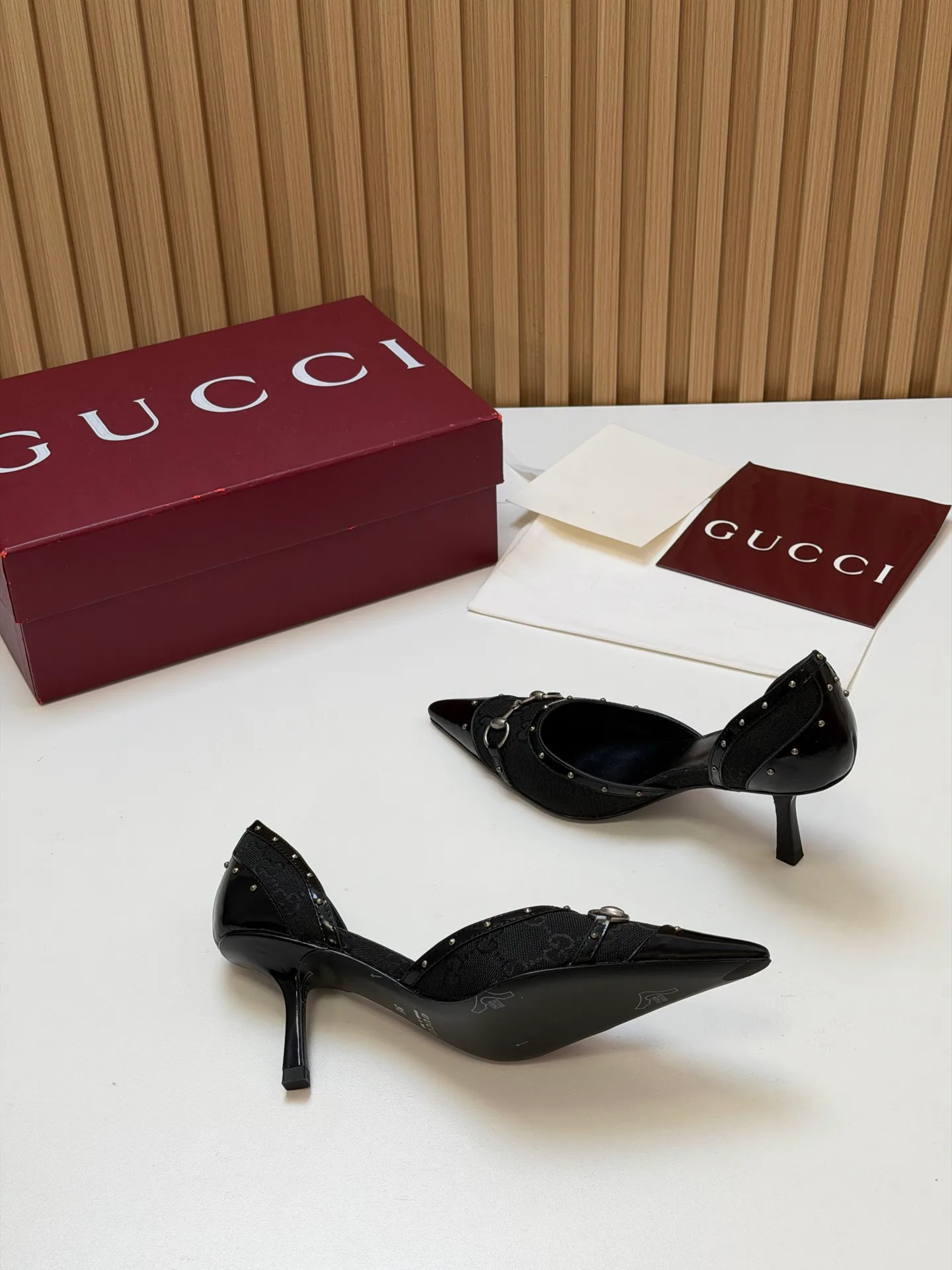 Туфли Женские Gucci 17631687