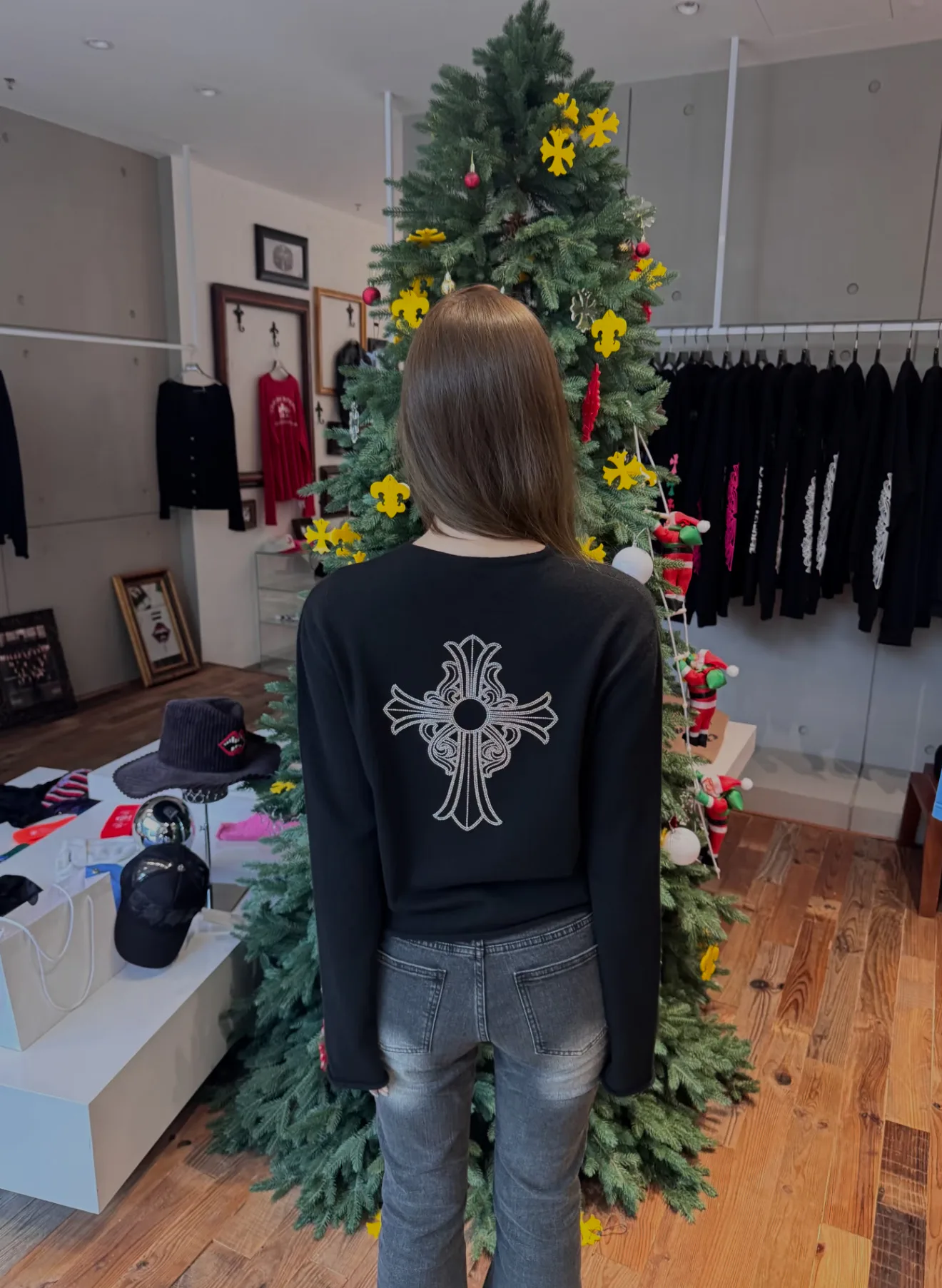 Джемперы И Свитеры Женские Chrome Hearts 17732583