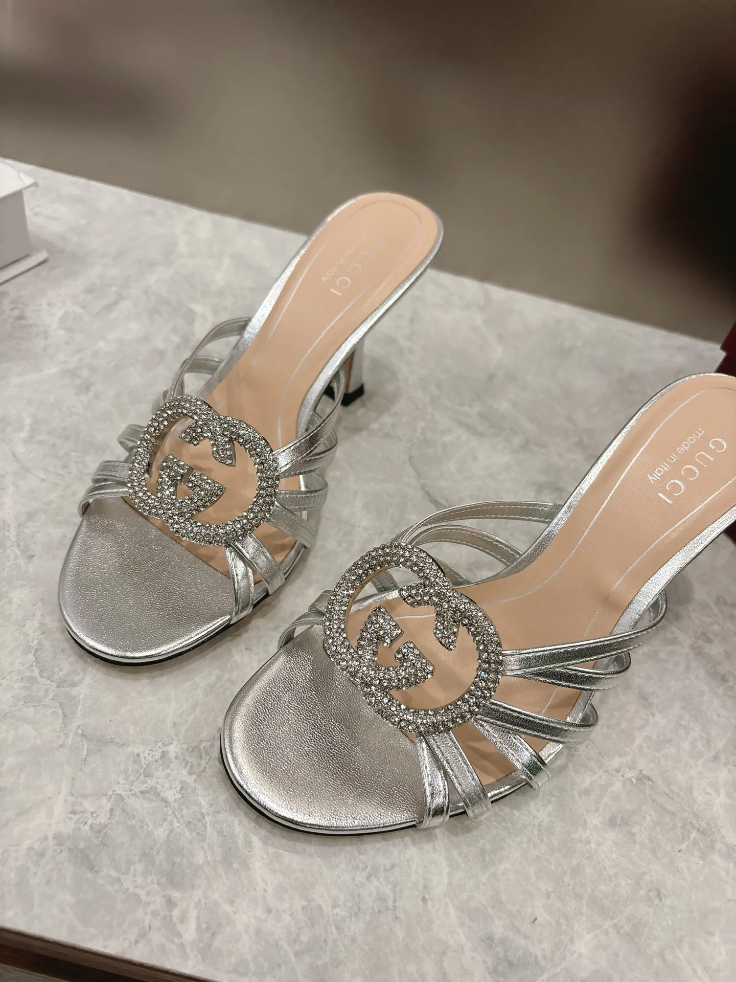 Босоножки Женские Gucci 879049