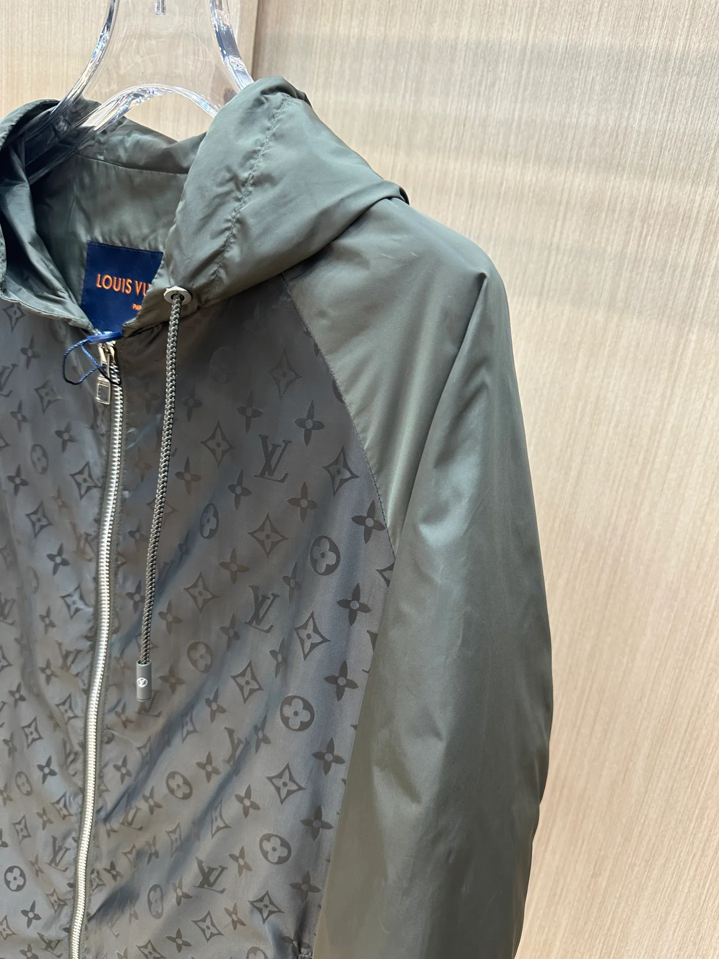 Куртки И Пуховики Мужские Louis Vuitton 11520392