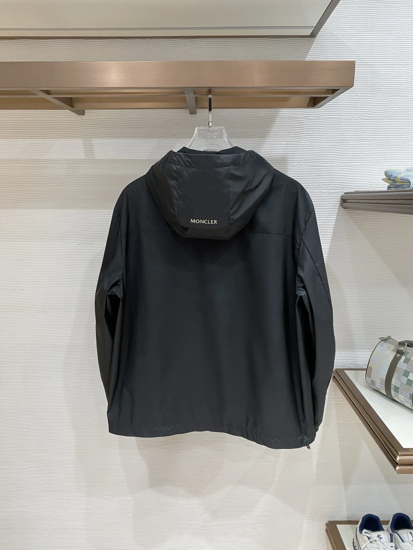 Пальто И Тренчи Мужские Moncler 11032042