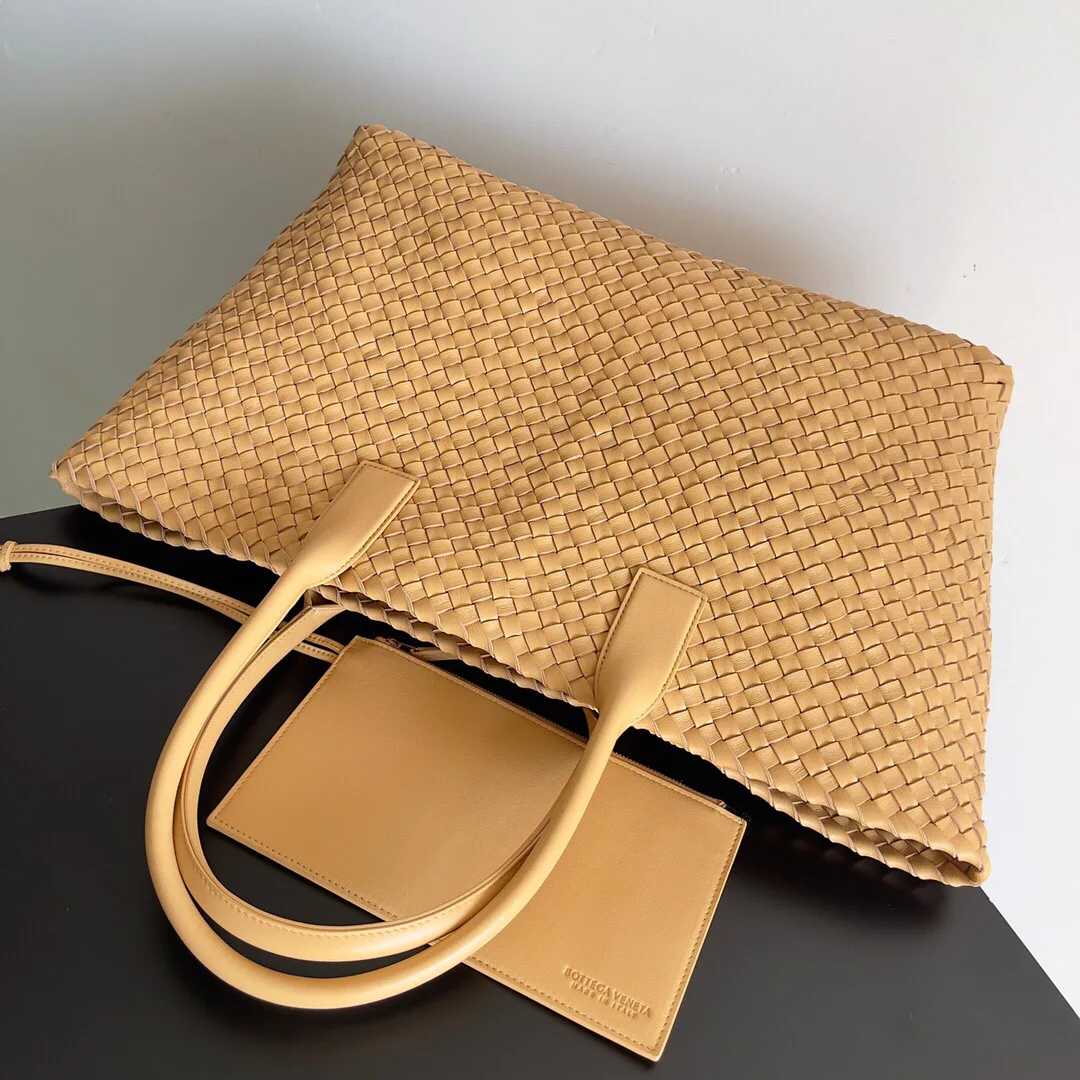 Классические Сумки Женские Bottega Veneta 11387794