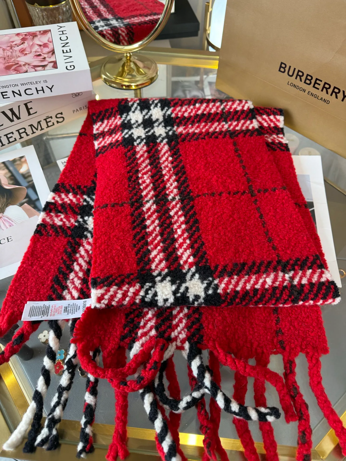 Шарфы Burberry 18222518