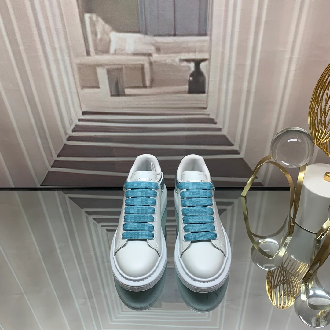 Кроссовки Женские Alexander Mcqueen 23356