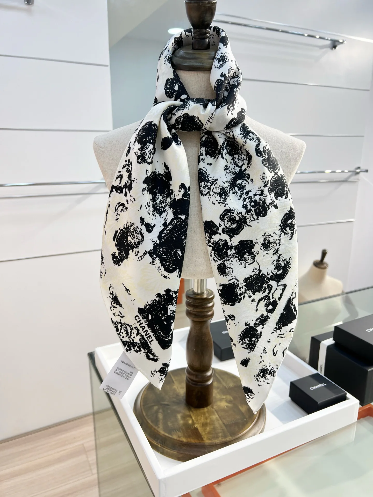 Платки Chanel 11445233