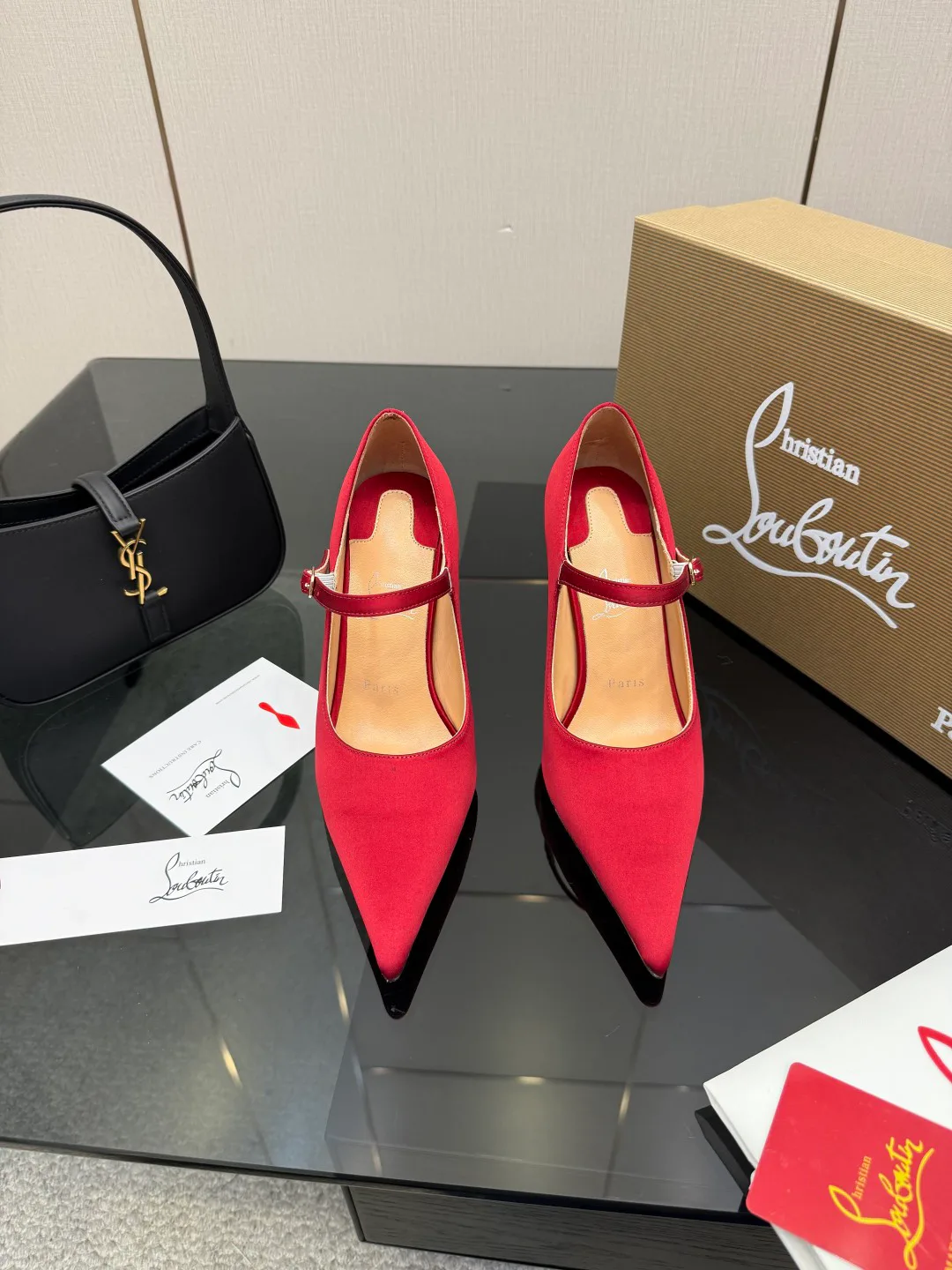 Туфли Женские Christian Louboutin 5052084
