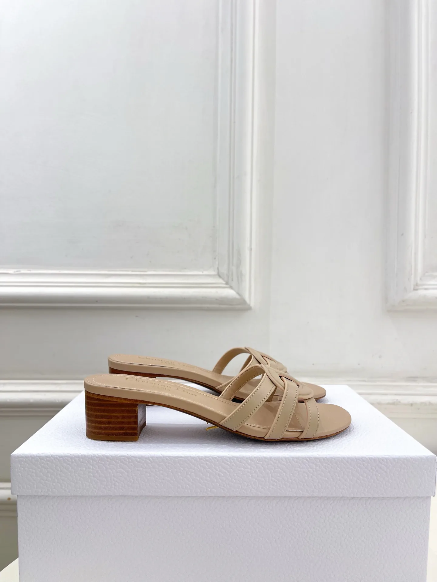 Туфли Женские Christian Dior 12601463