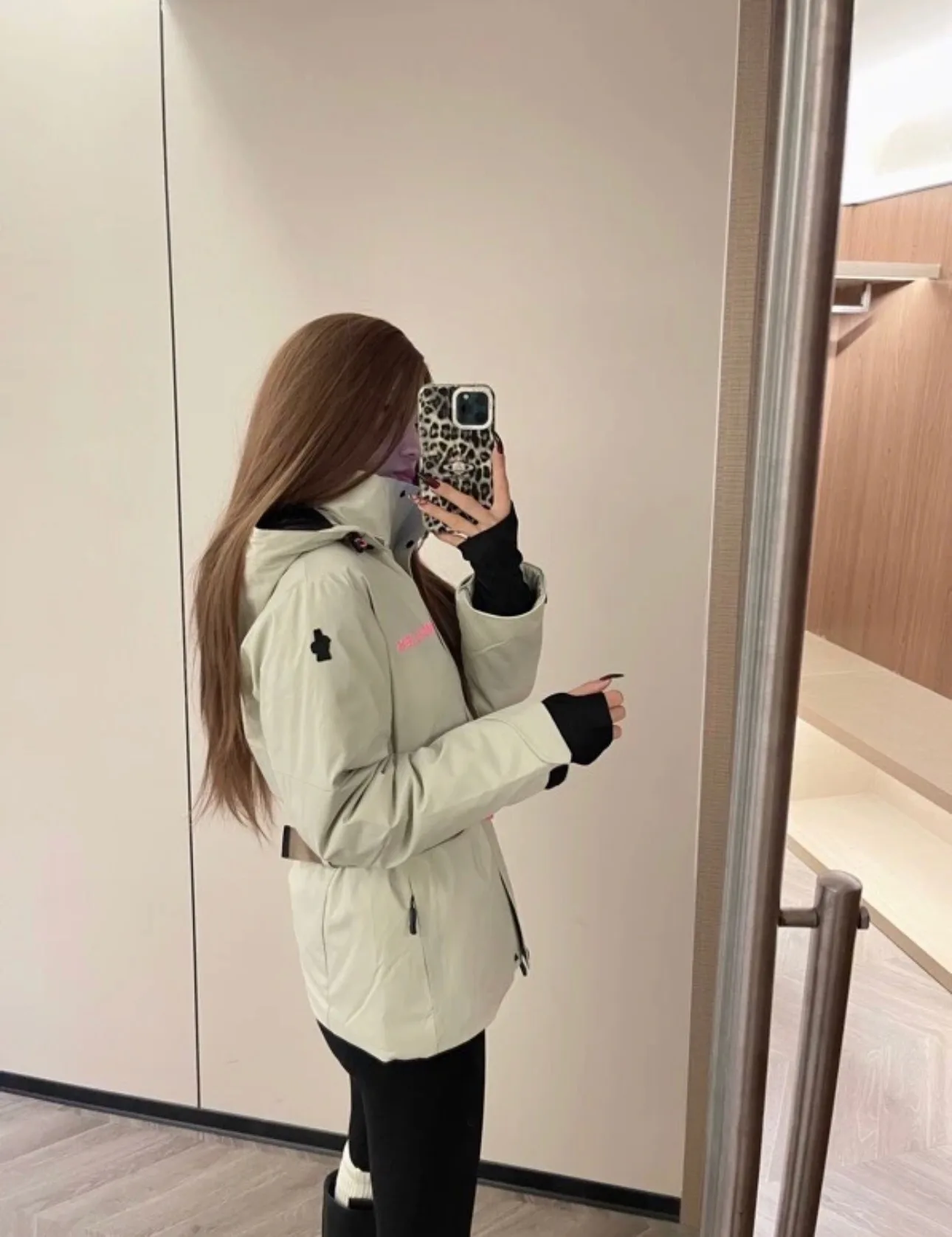 Куртки И Пуховики Женские Moncler 18710222