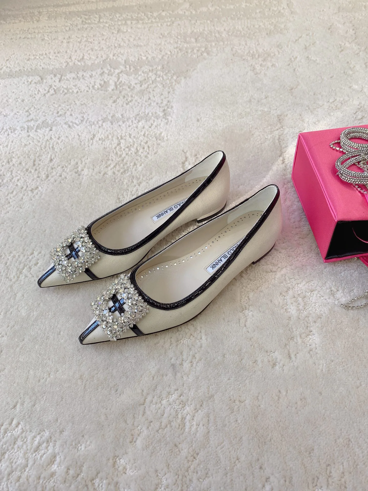 Туфли Женские Manolo Blahnik 18698278