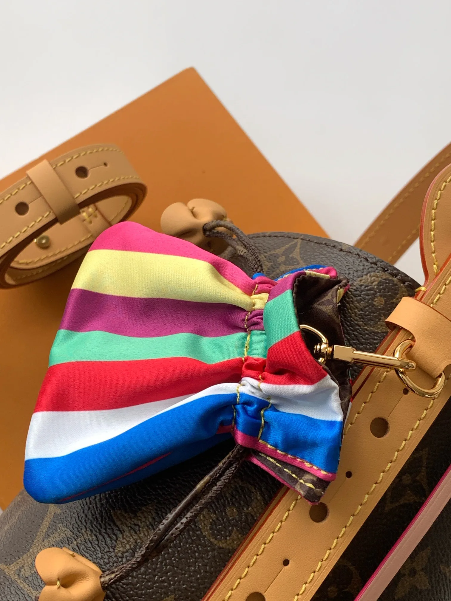 Классические Сумки Женские Louis Vuitton 6625463