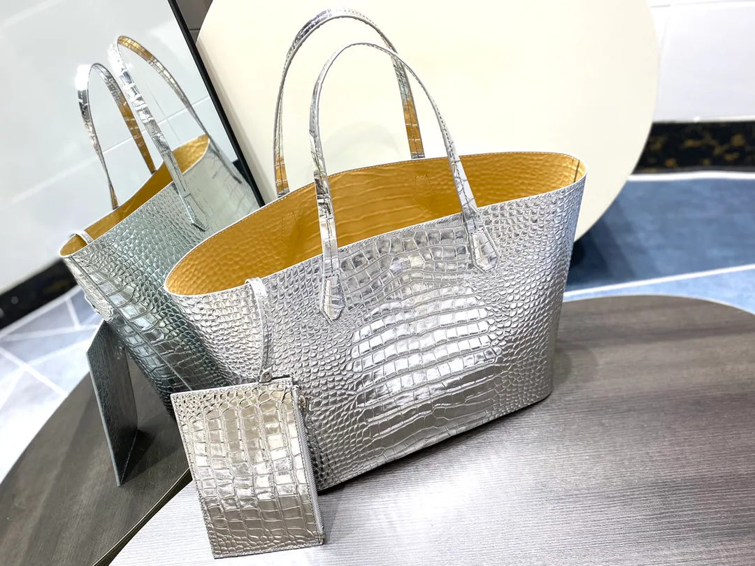 Классические Сумки Женские Givenchy 445232