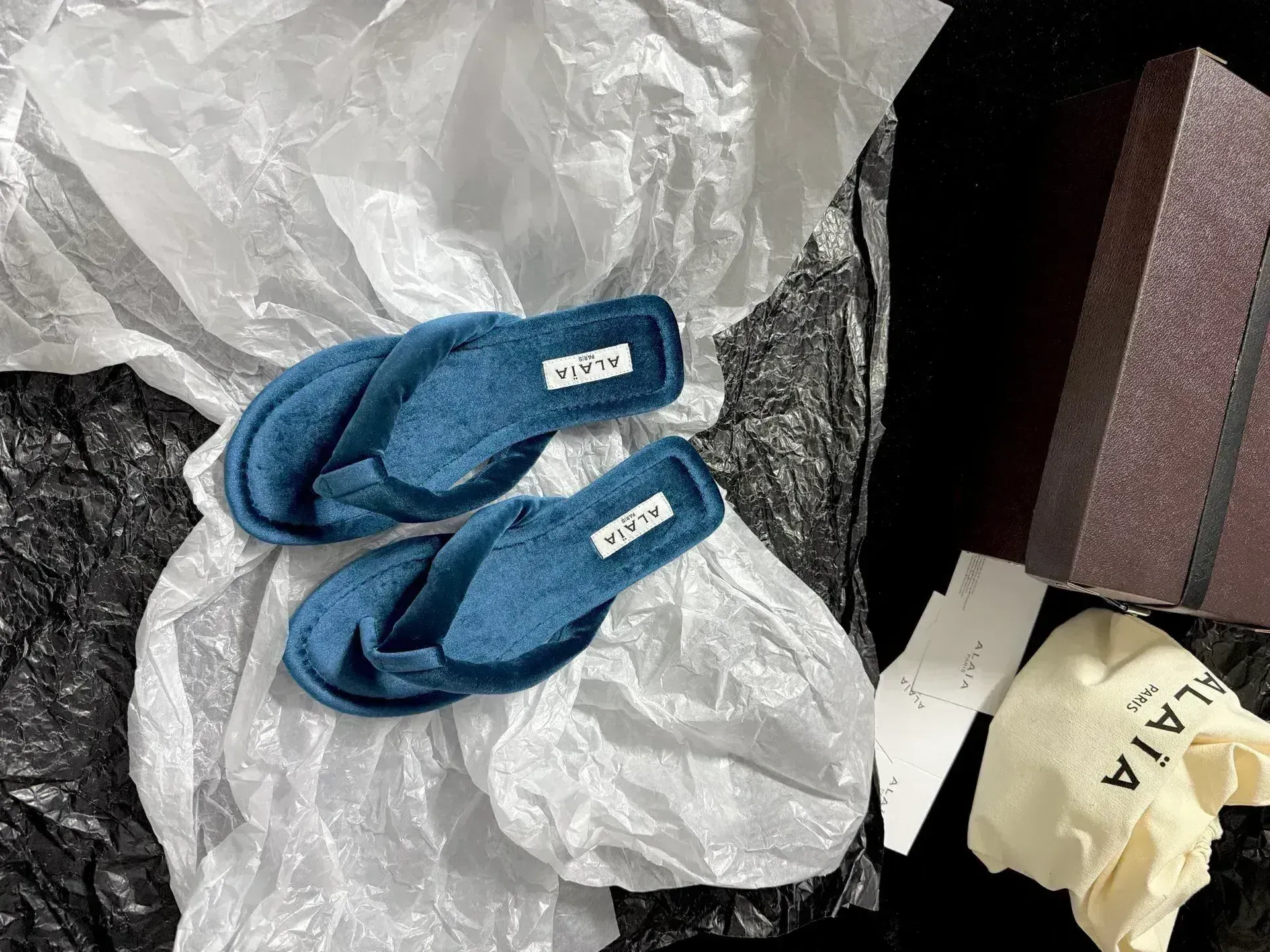 Шлепанцы Женские Alaia 9476201
