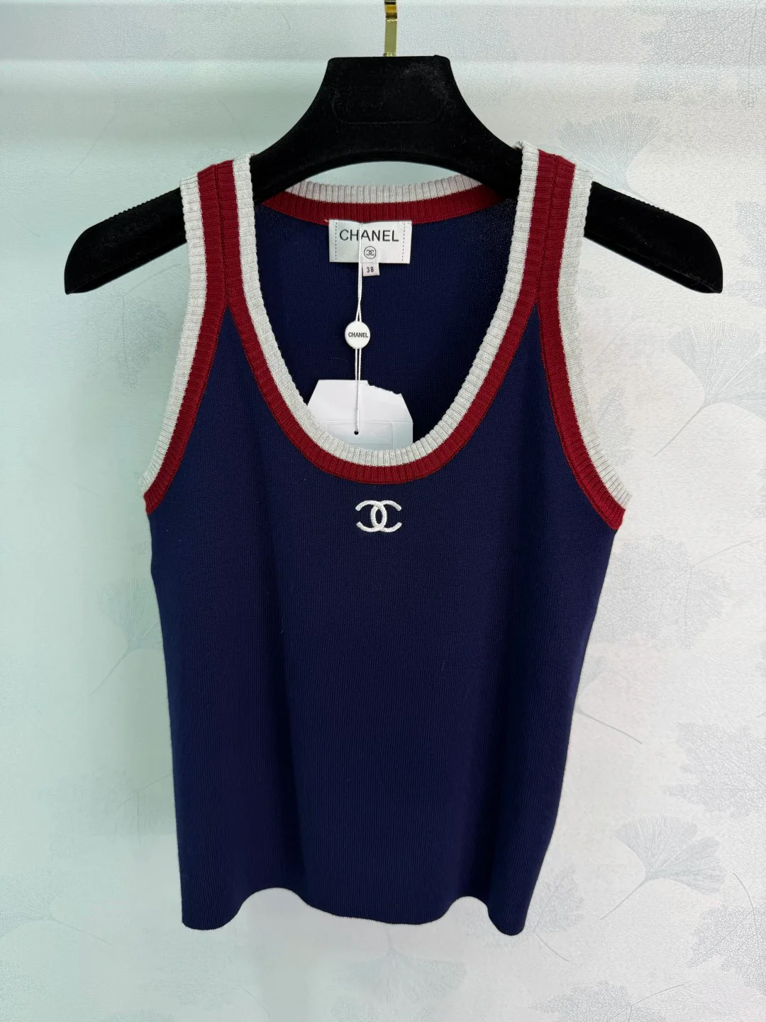 Жилеты Женские Chanel 11536135