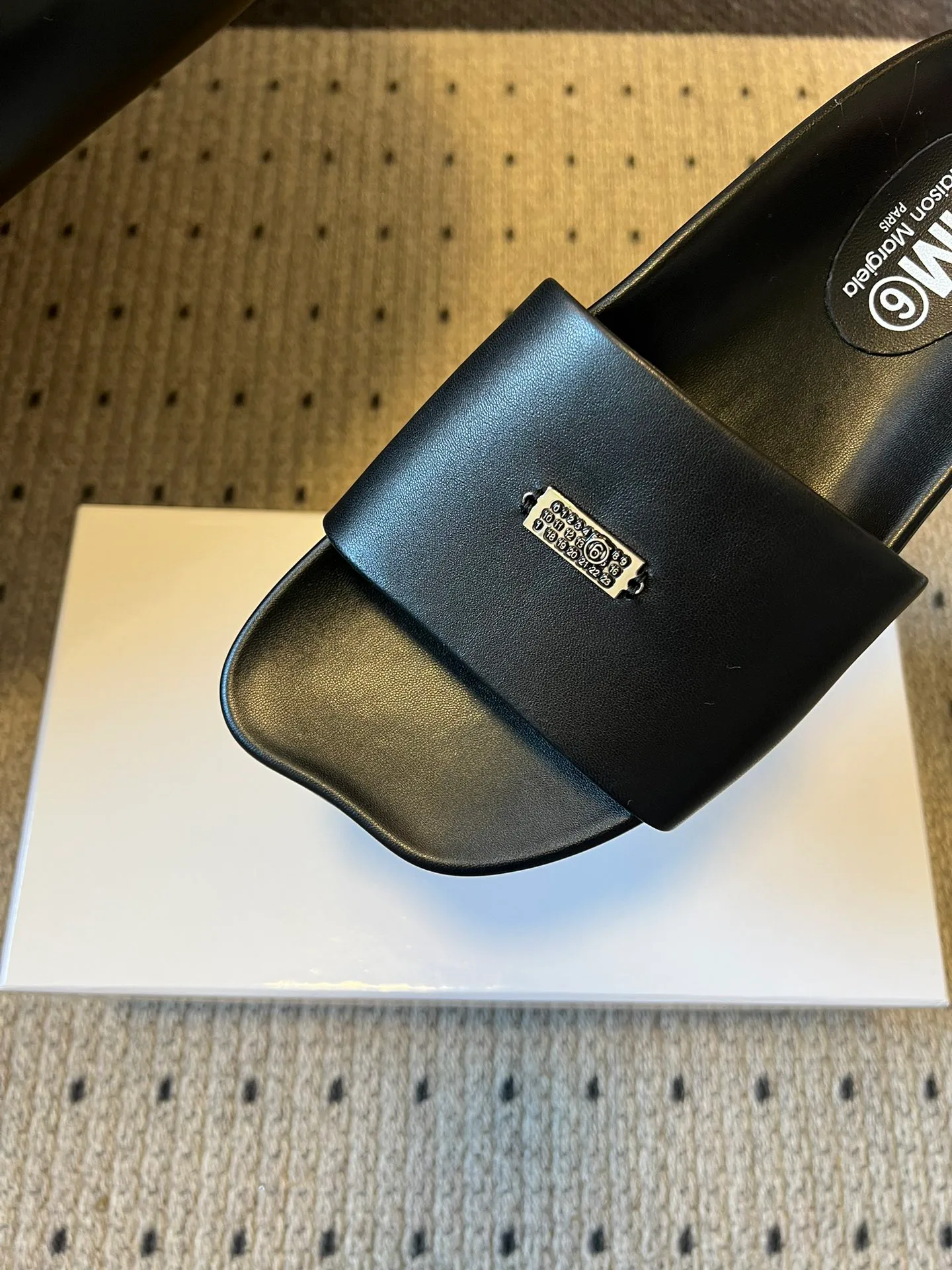 Шлепанцы Женские Maison Margiela 1331309