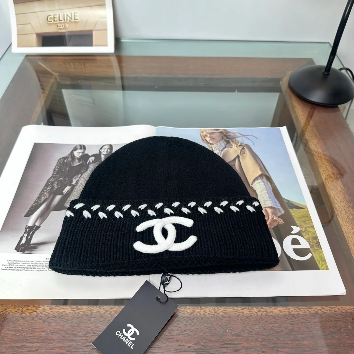 Головные Уборы Chanel 18093087