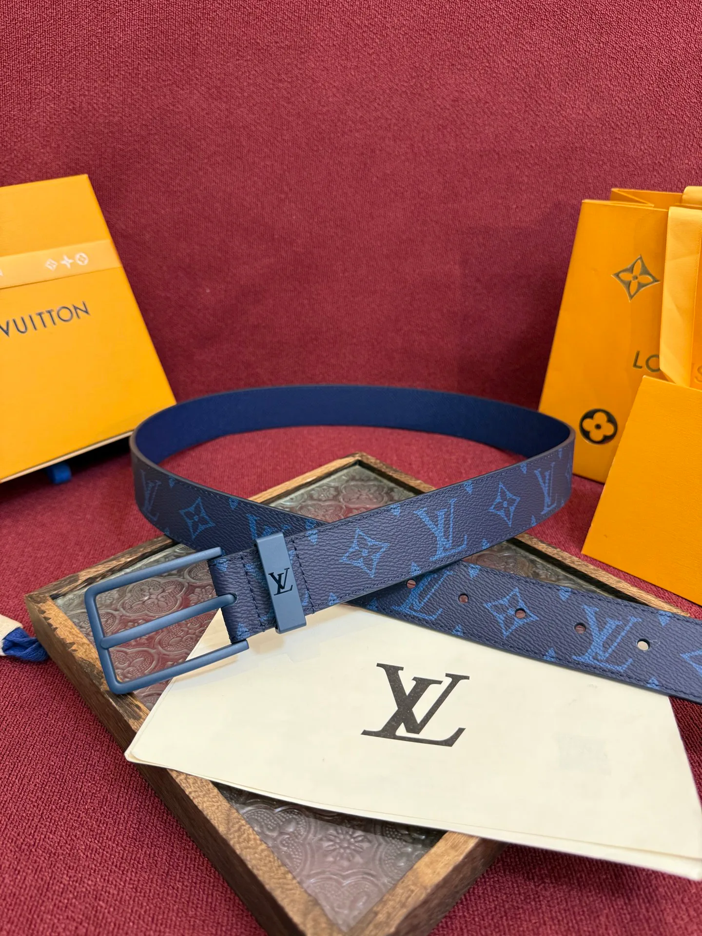 Ремни Louis Vuitton 5070253