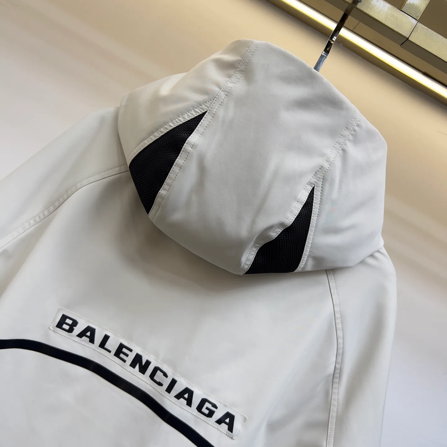 Куртки Женские Balenciaga 792294