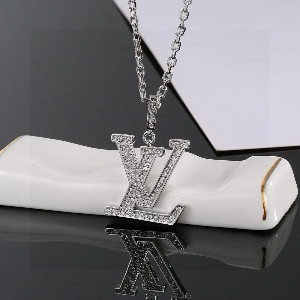 Бижутерия Louis Vuitton 17477424