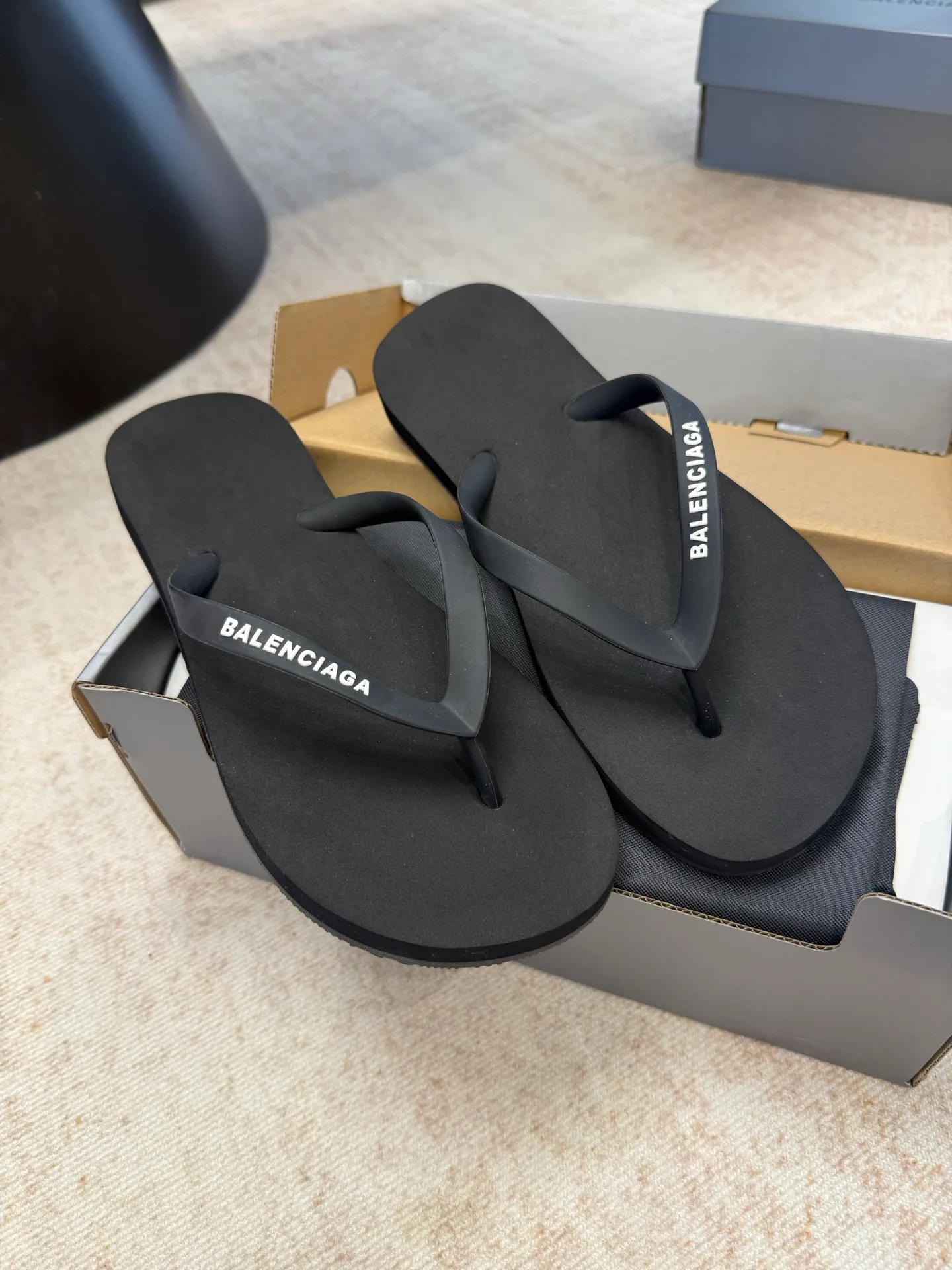 Шлепанцы Женские Balenciaga 11581877