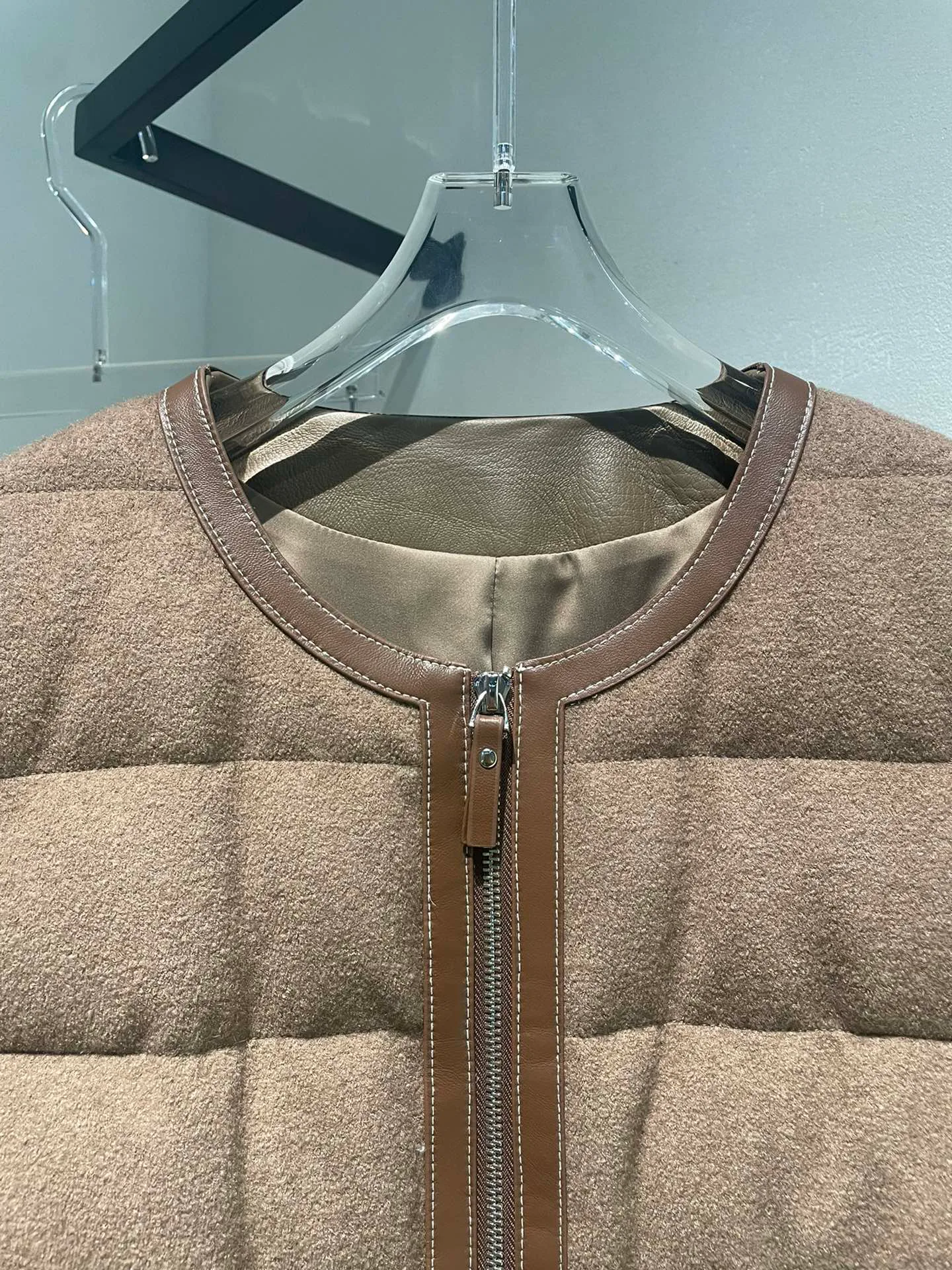 Пуховики Женские Loro Piana 182294