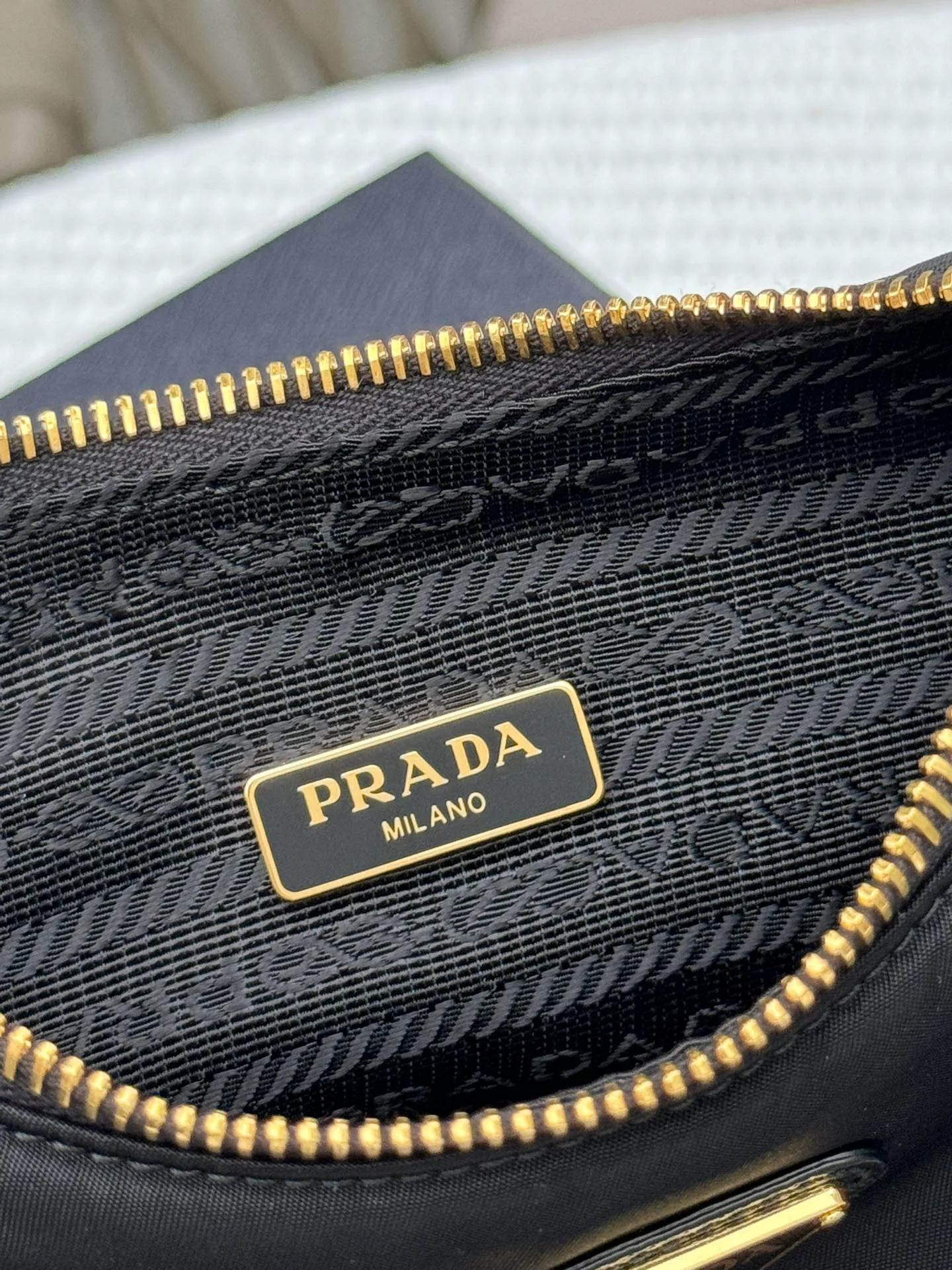 Сумки На Ремне Женские Prada 363670