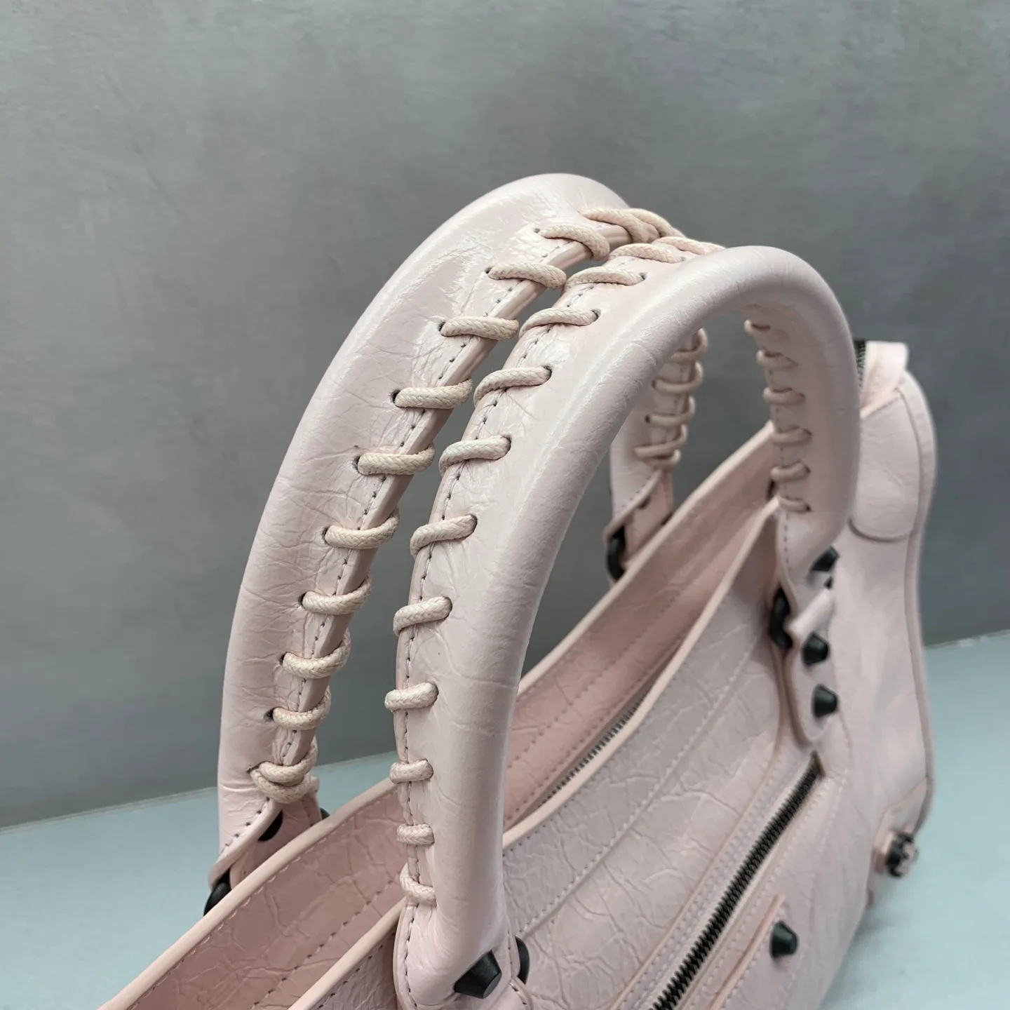 Классические Сумки Женские Balenciaga 18135974