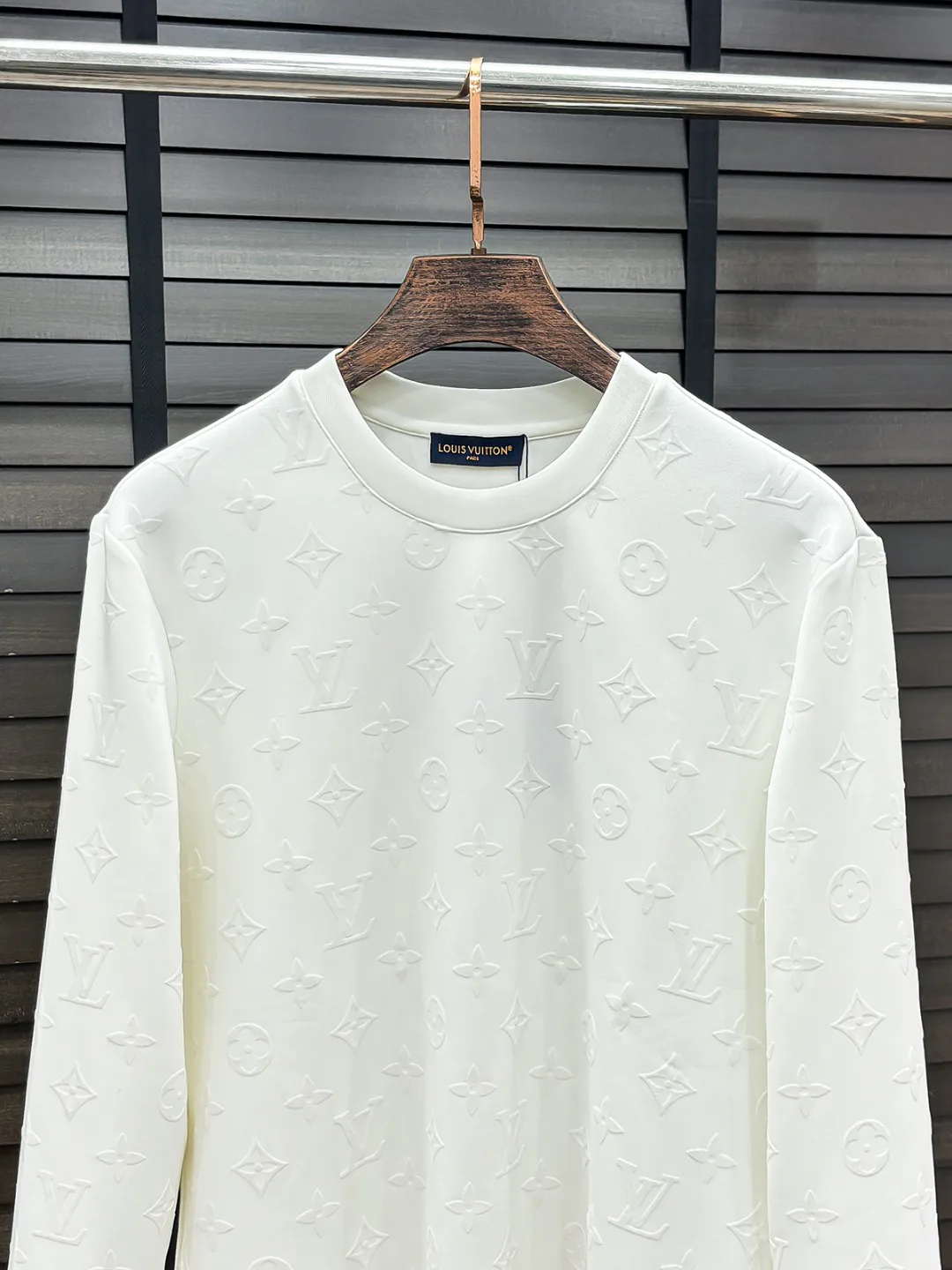 Лонгсливы Мужские Louis Vuitton 492930